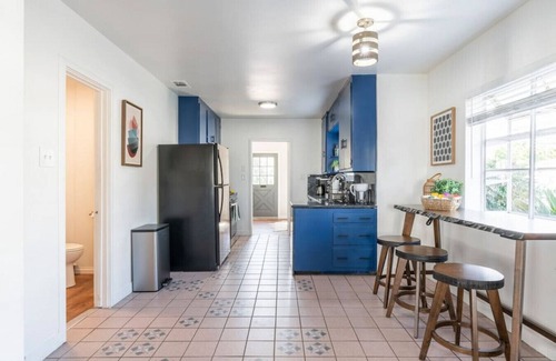 Azusa House | Green Oasis Retreat: 3 Bedrooms, Game Room with Air Hockey, Backyard Paradise with Cornhole, Gazebo, BBQ, and Eclectic Patio Delights