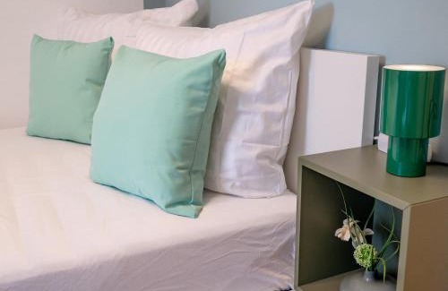 Mannheim City Centre Apartment | Green Oasis Studio - Central