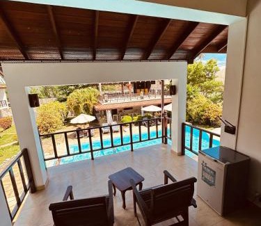 Ranna Hotel | Green Parrot Beach Resort