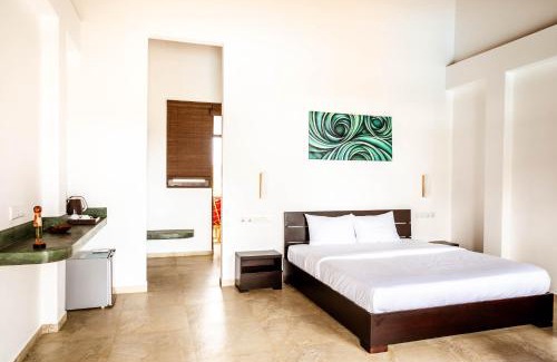 Ranna Hotel | Green Parrot Beach Resort