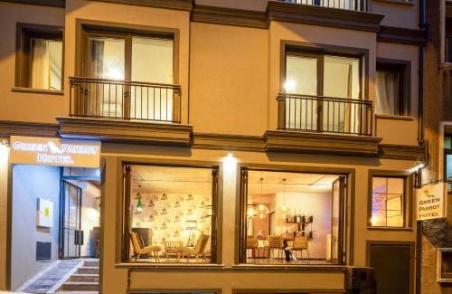Cagaloglu Hotel | Green Parrot Hotel Istanbul