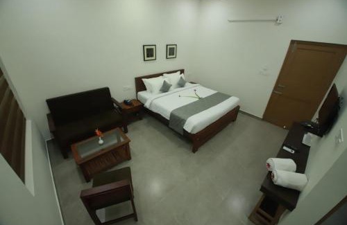 Thalassery Hotel | GREEN PLANET HOTEL