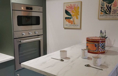Treillieres House | Green property for business and family