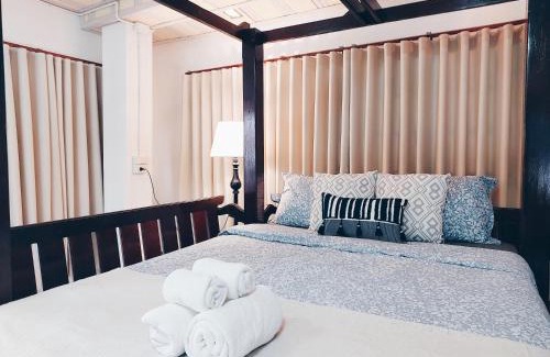 Phu Khao Thong House | Green Riverside Homestay