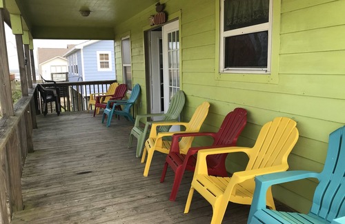 Freeport House | Green Sea Star steps away to beach- Sept 15-30 115nt M-F 150nt wknd + 10 % off