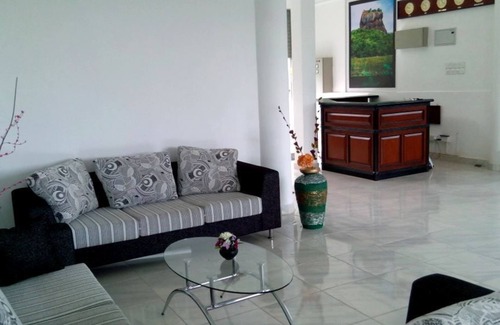 Mawanella Hotel | Green Tulip Hotel Kandy