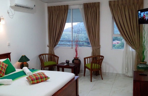 Mawanella Hotel | Green Tulip Hotel Kandy
