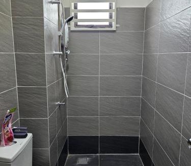 Batu Enam House | Green View Homestay