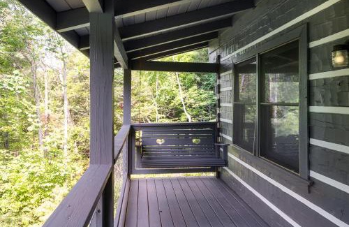 Pittman Center House | Greenbriar Getaway by Stony Brook Cabins