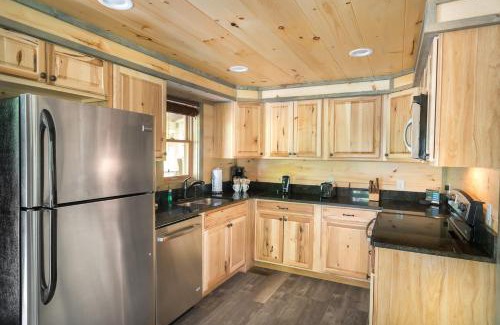 Pittman Center House | Greenbriar Getaway by Stony Brook Cabins