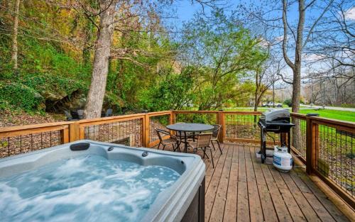 Pittman Center Villa | Greenbrier Retreat