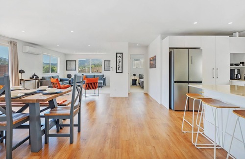 Coromandel House | Greenhills Charmer - Coromandel Town Holiday Home