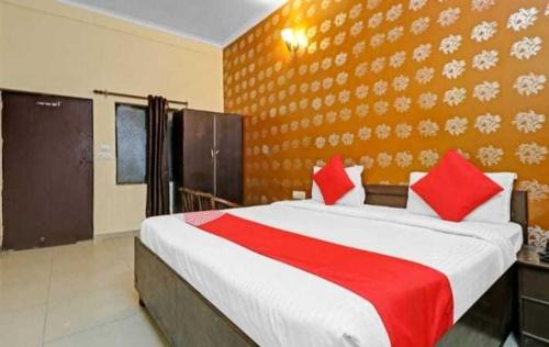 Mahipalpur Apartment | Greenpalace plaza