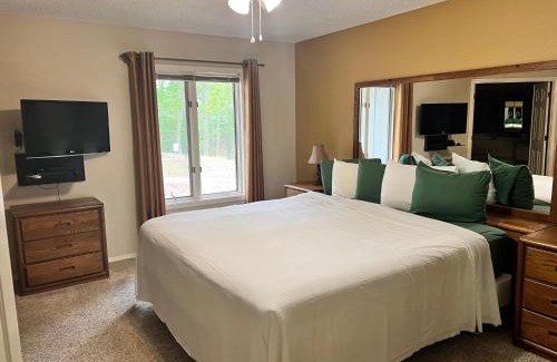 Bella Vista Apartment | Greens One Vacation Home 30