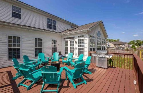 Forest Oaks Apartment | Greensboro Gathering K bed, Playroom, Gamerooms