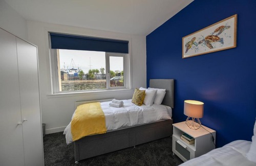 Troon House | Greensleeves Place