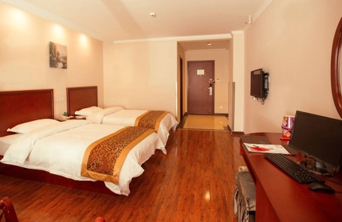Guanyun Xian Hotel | GreenTree Inn Express Guanyun Zhenxing Garden