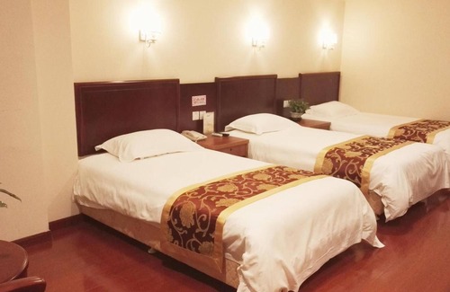 Huicheng Qu Hotel | GreenTree Inn Huizhou Chenjiang Intercity Rail Station Hotel