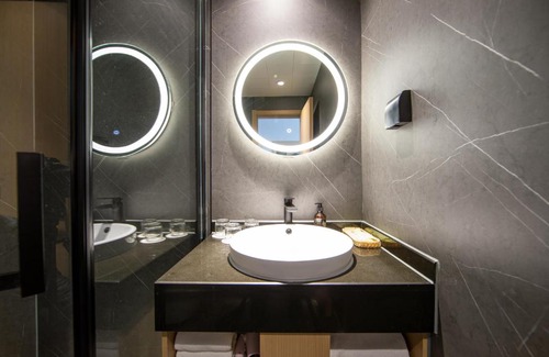 Jiangning Hotel | GreenTree Inn JiangSu NanJing South Railway Station South Square Express Hotel