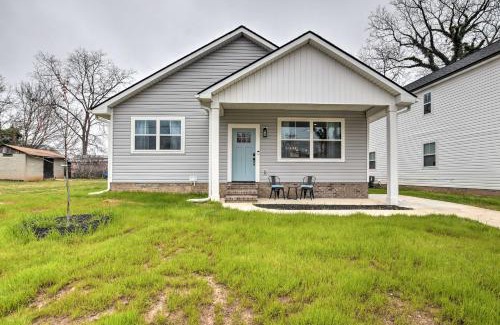 Greenville House | Greenville House with Covered Patio, 2 Mi to Dtwn!