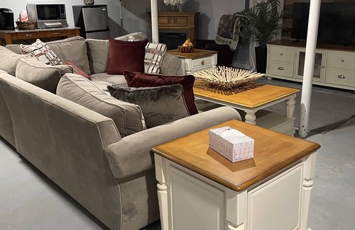 Wade Hampton Apartment | Greenville’s Resting Place