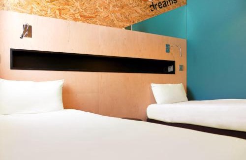 Vitrolles Hotel | greet Hotel Marseille Provence Aéroport