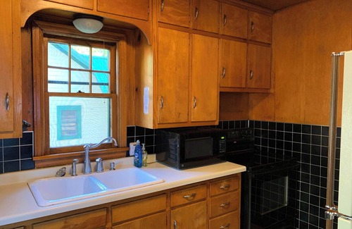 Arbor Vitae House | Gresham Shores - Big Dipper - PET FRIENDLY