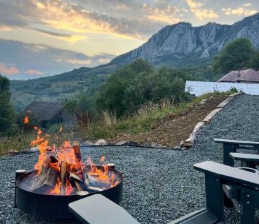 Buces Ski Chalet | Greta Hillside