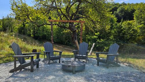 Buces Ski Chalet | Greta Hillside