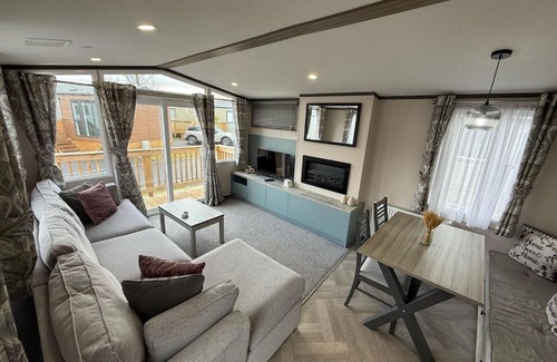 Malton House | Grey Goose Lodge with hot tub at Brickyard Lakes