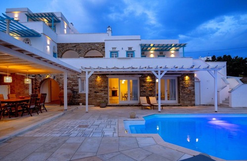 Agios Fokas House | GREY MARBLE VILLA AFIOS FOKAS TINOS
