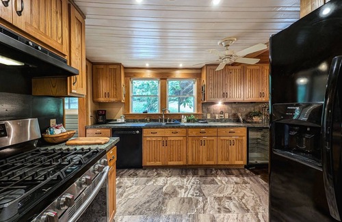 Waynesville House | Greystone in the Glen-Charming Historic Cottage with Great Balsam Mountain