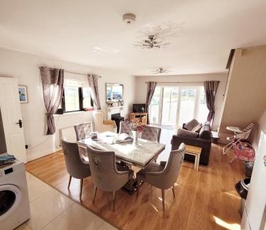 Shiplake House | Greystones Clock Tower Lodge