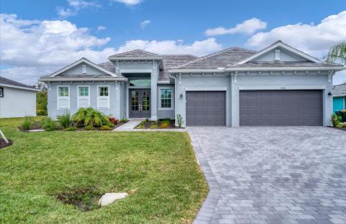 South Gulf Cove Villa | GRH14486 - Charlotte Harbor Area - 3 Bed 3 Baths Villa