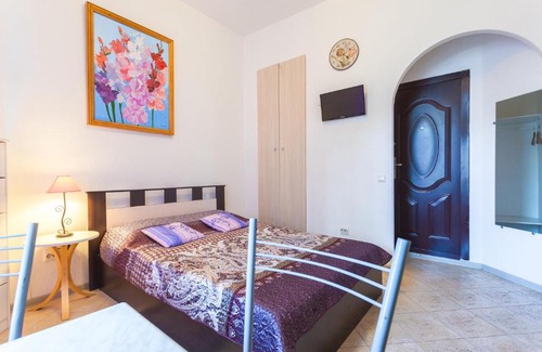 Sennoy Apartment | Griboedov Studios