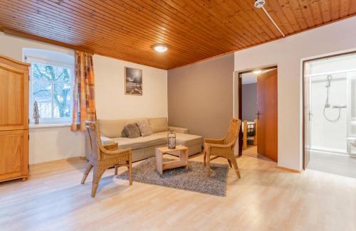 Itter House | Grieswirt L