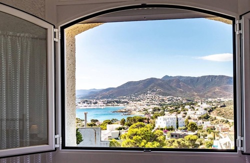 Llanca Apartment | Grifeu 11 - Apartment with terrace and sea views