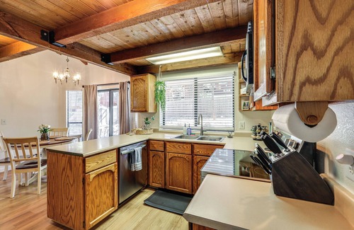 Kachina Village House | Grill & Games: Family-Friendly Flagstaff Getaway!