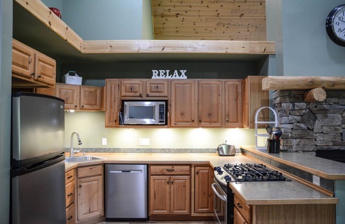 Hamilton House | Grill, Hot Tub, Fire Pit, Game Room, Pond, Theater ~ Just 4 Mi. From Saugatuck!