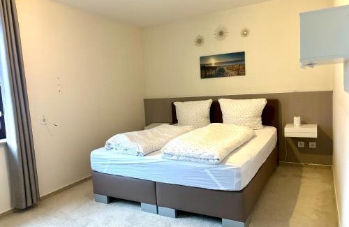 Großenheidorn Apartment | Große Wohnküche, Terrasse, Schlafzimmer am Steinhuder Meer, WLAN, Parkplatz, Fußbodenheizung, 70qm