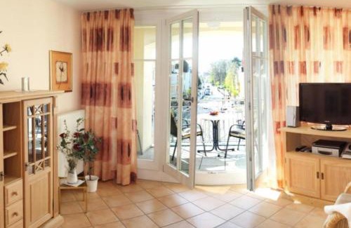 Ostseebad Kuhlungsborn House | Großzügige Fewo mit geschütztem Balkon in Strandnähe