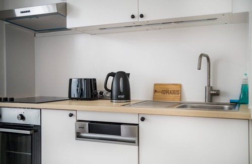 Moabit Apartment | Großzügige Wohnung in Berlin Mitte für 6 Gäste