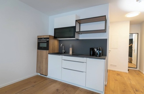 Friedrichshain Apartment | Großzügiges Apartment im 1.og mit Lift in Berlin