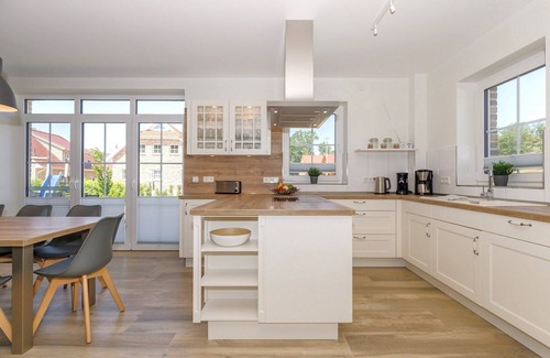 Biendorf House | Großzügiges Ferienhaus Küstennest für die Große Familie und Gute Freunde