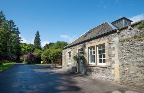 Peebles House | Grooms Cottage, Kailzie