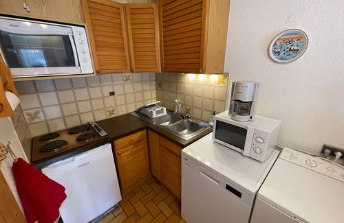 Monetier-les-Bains Apartment | Ground Floor 2-Room Apartment · Central Location · Near Ski Lifts and Thermal Baths