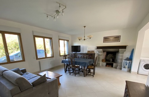 Saint-Gildas-de-Rhuys House | ground floor, quiet, 150m from the beach, disabled access