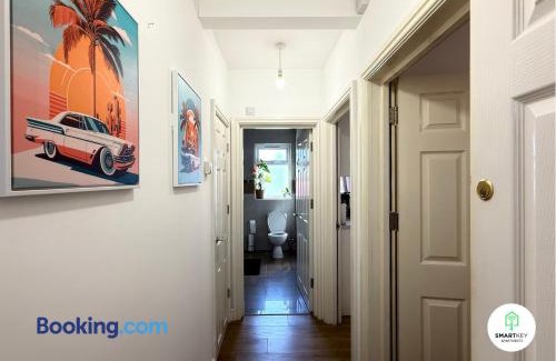 Woking Apartment | Ground Floor 1 Bedroom Apartment close to Woking train station