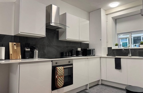 Hoxton West Apartment | Ground Floor 2-Bed Apartment In Hackney