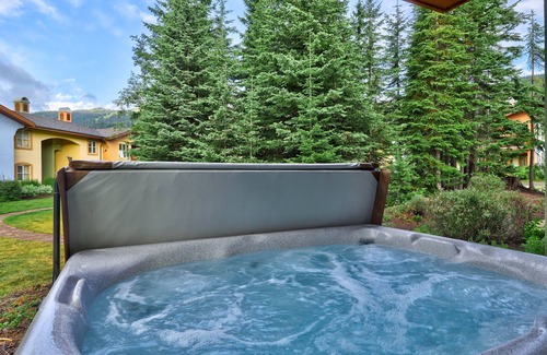 Sun Peaks Condo | Ground floor 2 bedroom condo with easy access to ski runs